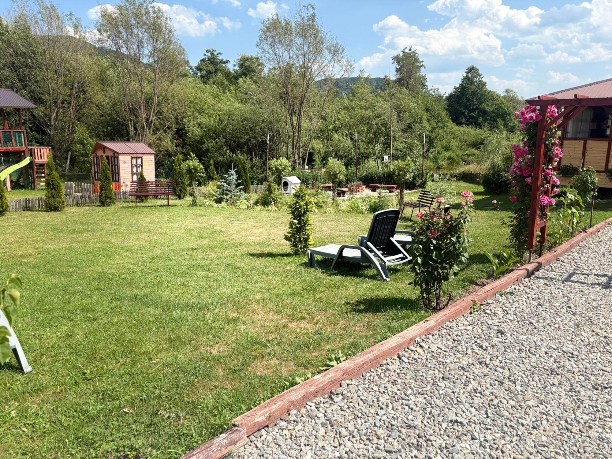 Baltina Parc Transfagarasan בית נופש קורטאה דה ארגס